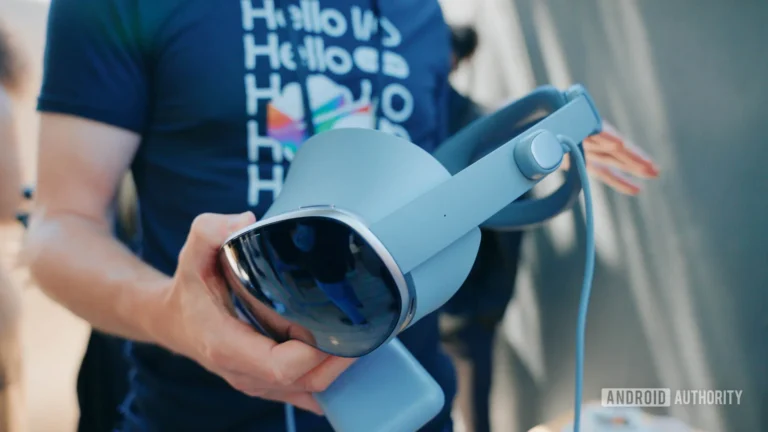 Google-IO-2025-Project-Moohan-headset-in-persons-hands.jpg