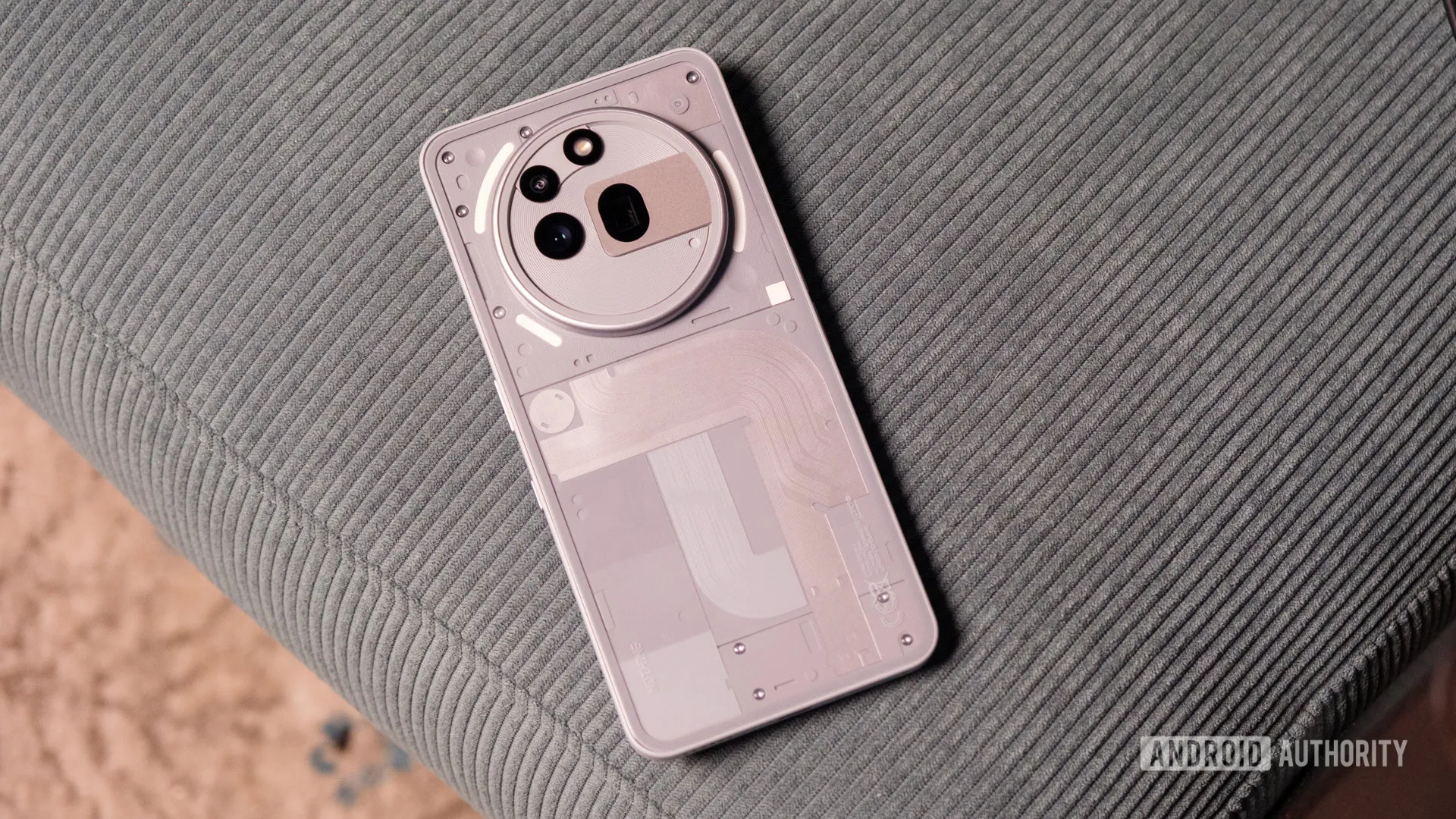 Nothing-Phone-3a-Pro-rear-lying-down.jpg