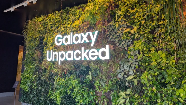 Galaxy-Unpacked-Stock-Image.jpg