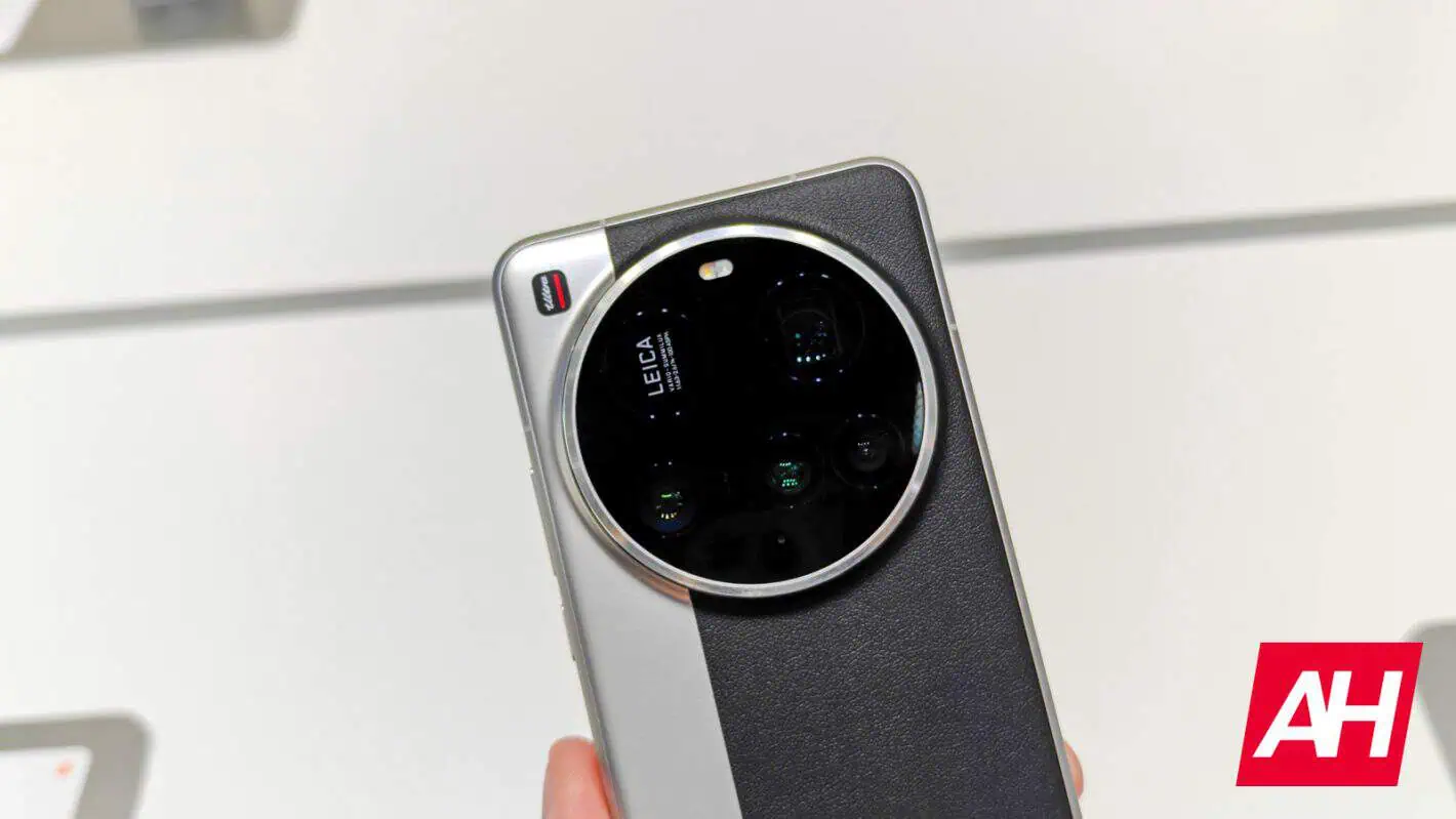 Xiaomi-15-Ultra-AM-AH-04-1420x799