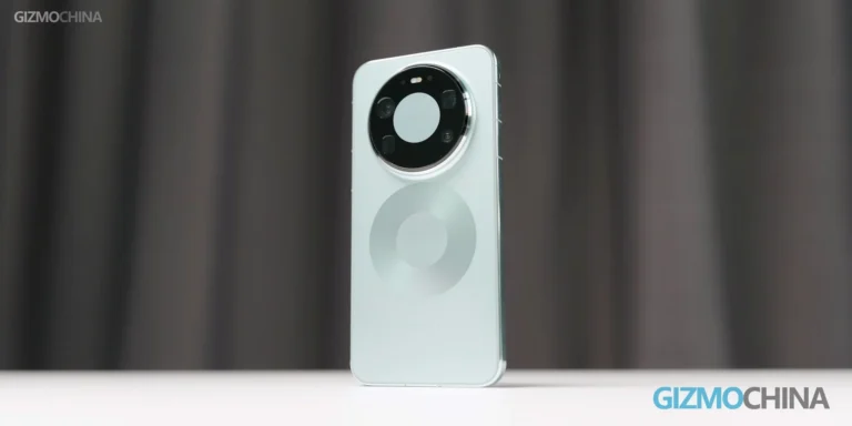 HUAWEI-Mate-80-Pro-Max.mp4_20251212_165235.351