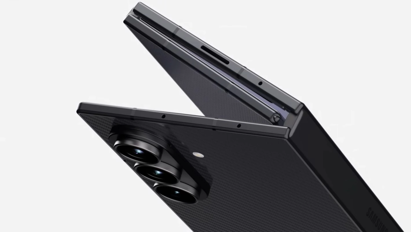 Samsung-Galaxy-Z-TriFold-official-unboxing-1420x801