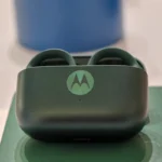 Moto-Buds-Loop-AM-AH-12-1420x799